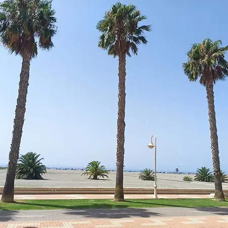 Carpe Diem Primera Linea De Playa Motril
